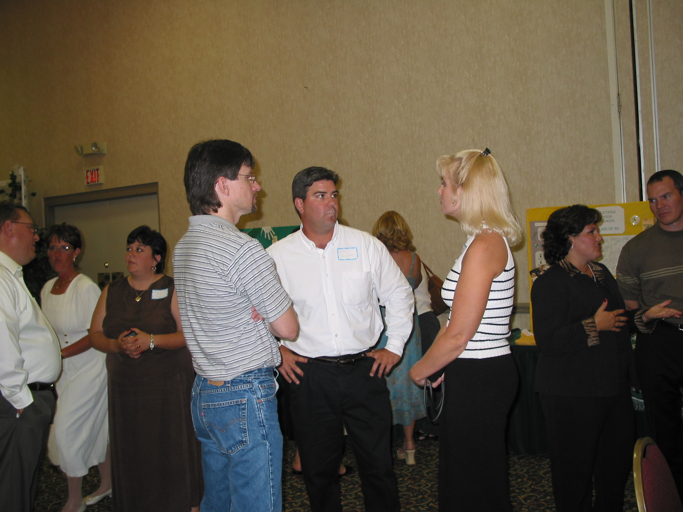 Russell Barneck, Joe Caywood, Special Agent Heidi (Michelle Helms) Swart