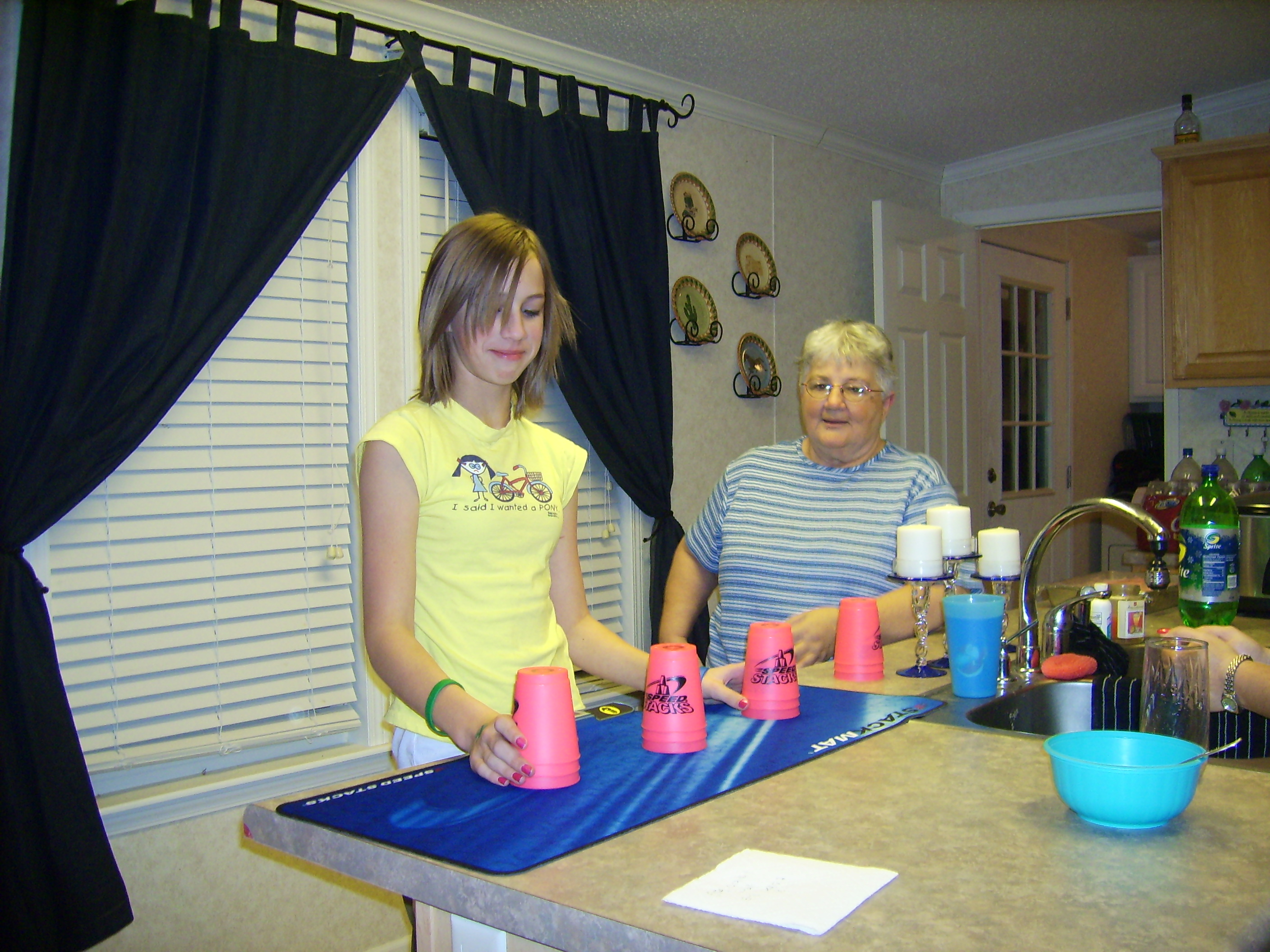 Holly shows how Texans stack the cups