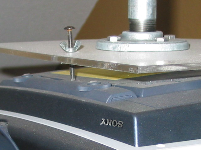 Close up of wingnut adjustment