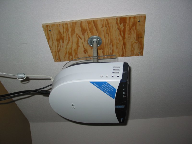 Side view of the completed mount