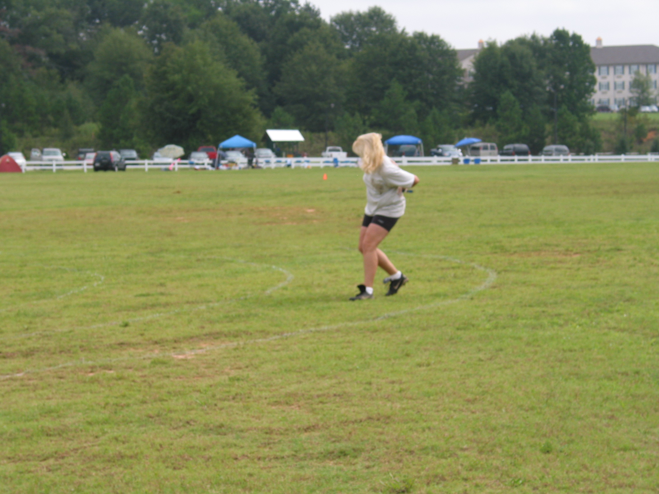 Betsylew's behind-the-back catch