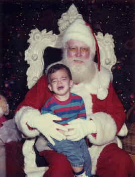 Andrew with Santa - web-sized.jpg (110533 bytes)