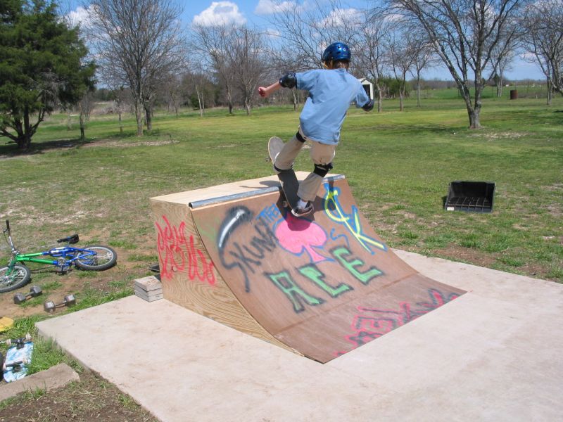 Skate Ramp Build