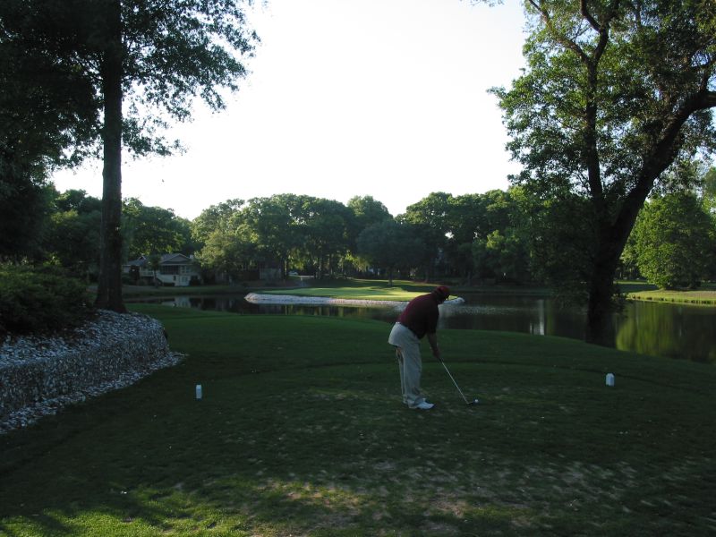 Oyster Bay - Bruce's blowout has gotten even worse by hole 17